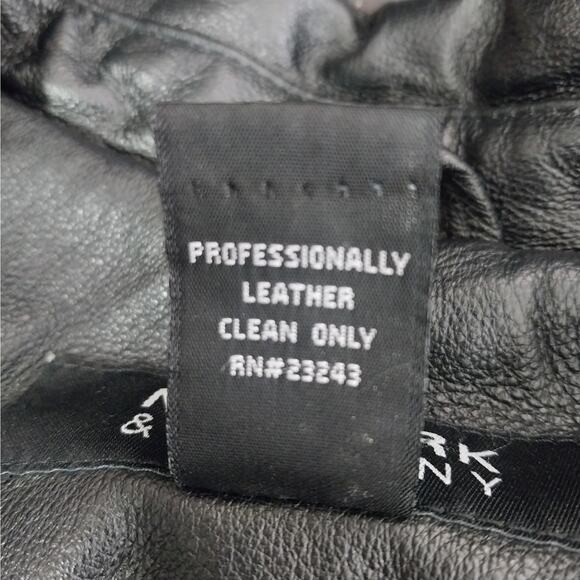 NEW YORK & CO.! BLACK GENUINE LEATHER STREAMLINED & SLEEK JACKET, COAT! SZ S - Picture 10 of 11